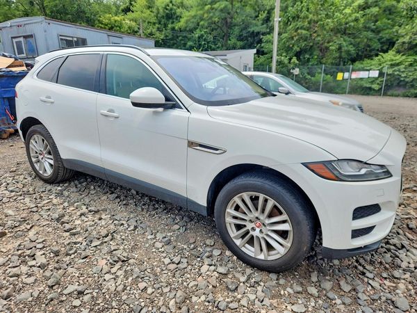 2018 JAGUAR F-PACE Standard
