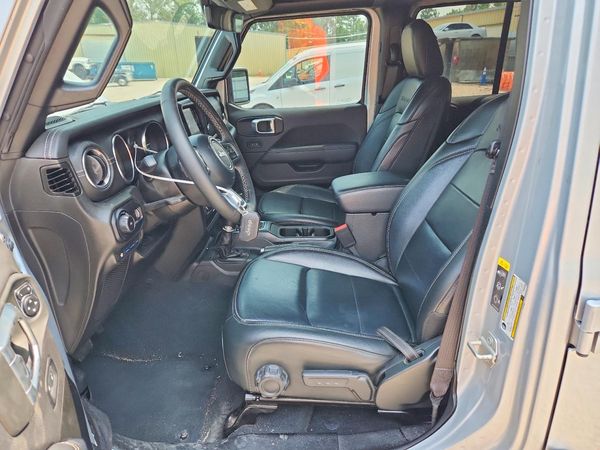 2023 JEEP WRANGLER