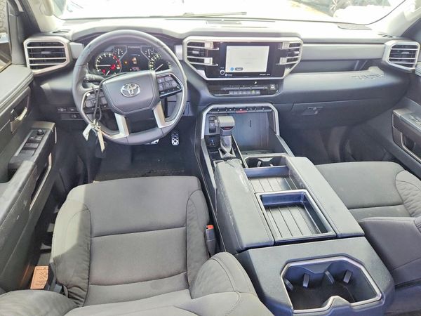 2024 TOYOTA TUNDRA SR5 — CKPT