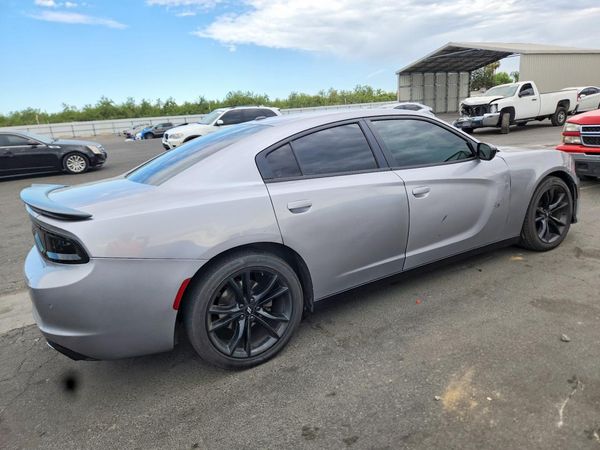 2018 DODGE CHARGER SXT