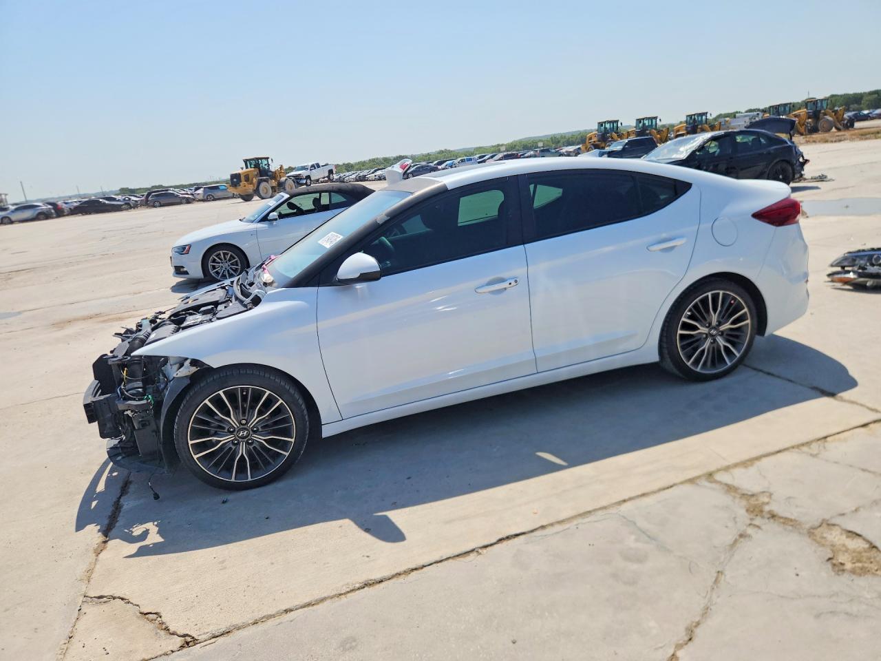 2018 HYUNDAI ELANTRA
