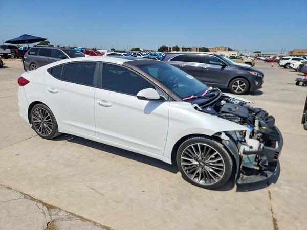 2018 HYUNDAI ELANTRA