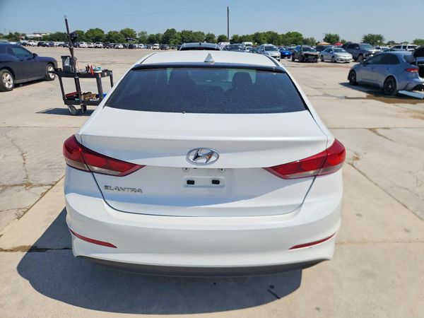 2018 HYUNDAI ELANTRA