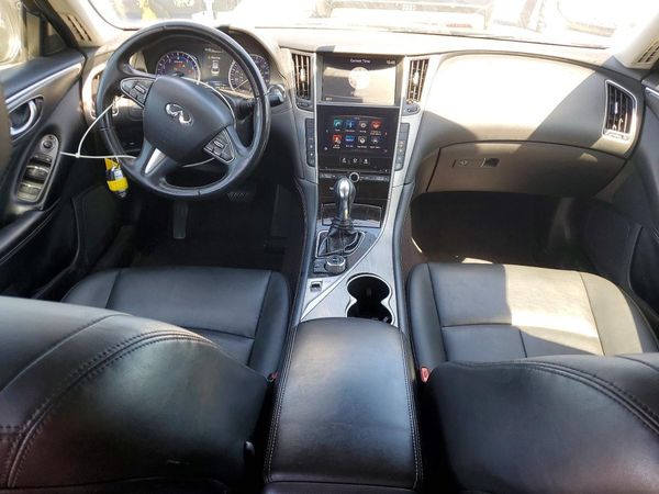 2017 INFINITI Q50