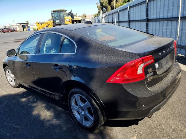2012 VOLVO S60