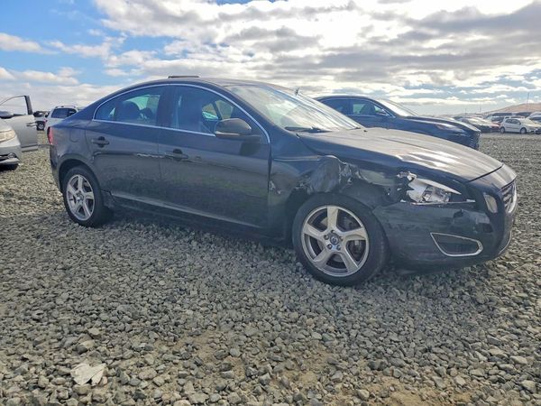 2012 VOLVO S60