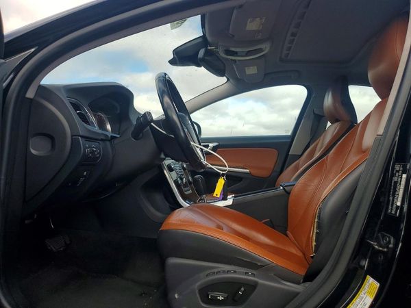 2012 VOLVO S60