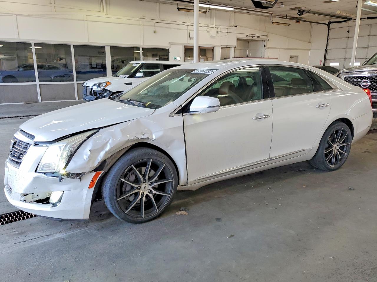 2016 CADILLAC XTS