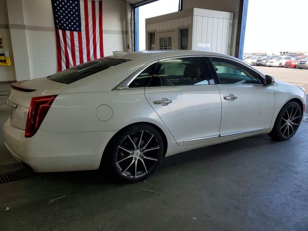 2016 CADILLAC XTS