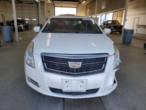 2016 CADILLAC XTS