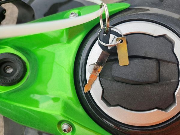 2022 KAWASAKI ER650 — KEYF