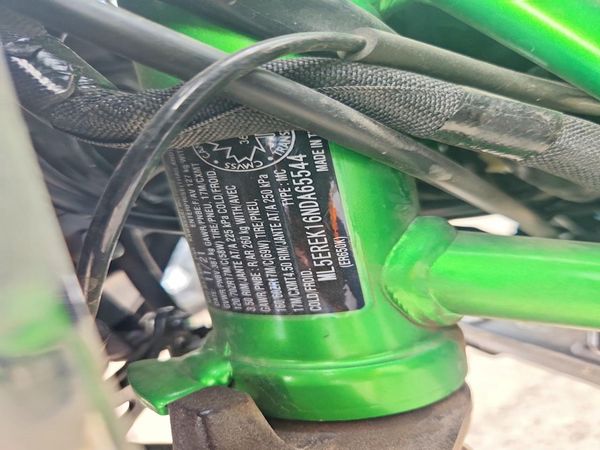 2022 KAWASAKI ER650 — VINS