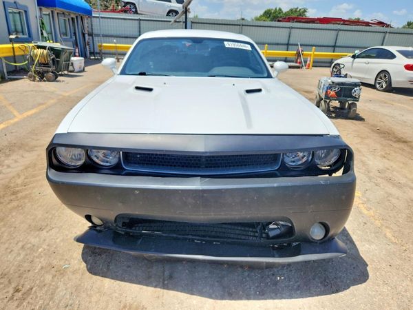 2013 DODGE CHALLENGER Base
