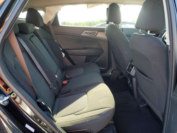 2026 KIA SPORTAGE LX