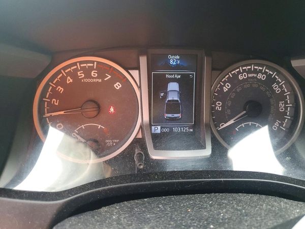 2017 TOYOTA TACOMA Limited