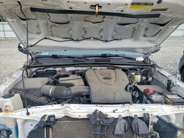 2017 TOYOTA TACOMA Limited