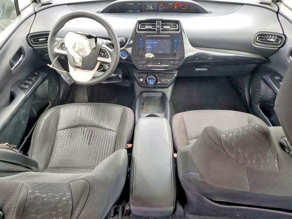 2017 TOYOTA PRIUS One/Two
