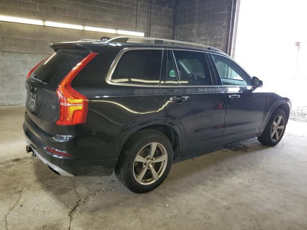 2016 VOLVO XC90 SV52 Momentum