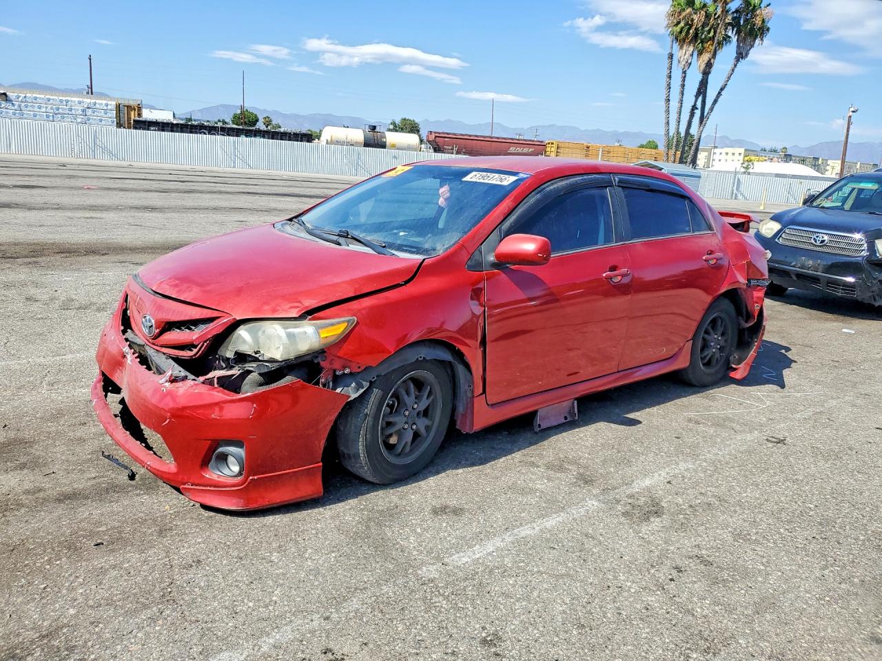 2013 TOYOTA COROLLA — Front 3/4