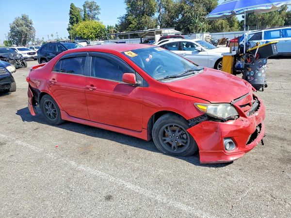 2013 TOYOTA COROLLA — Passenger 3/4