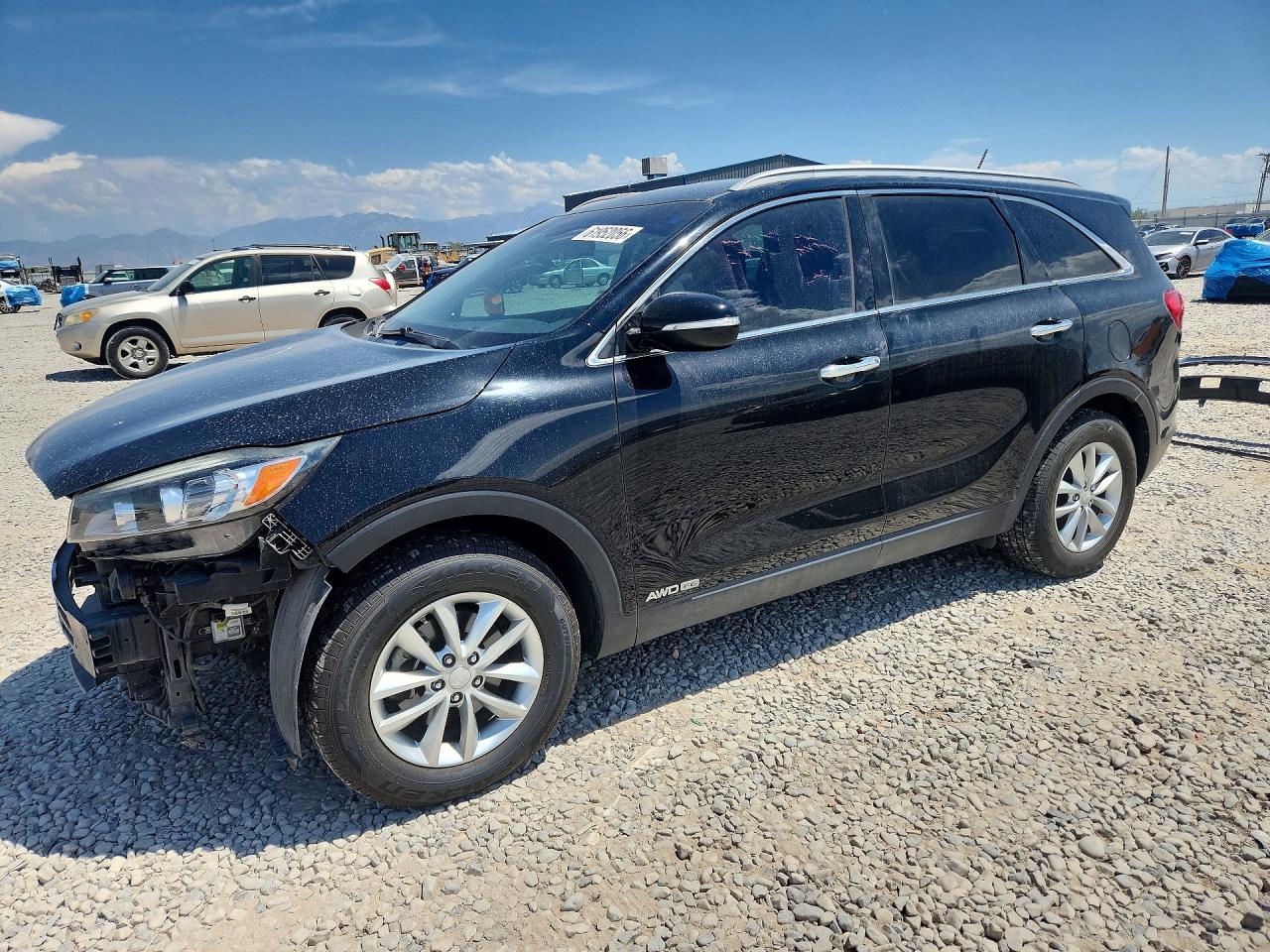 2017 KIA SORENTO L, LX