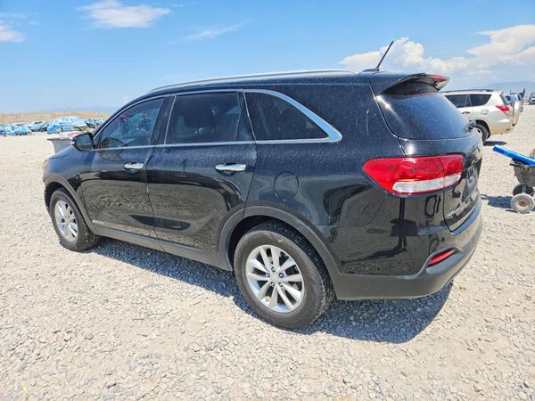 2017 KIA SORENTO L, LX