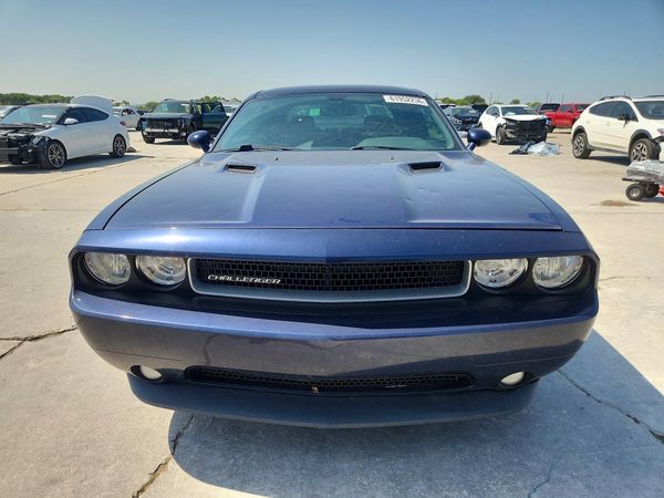 2014 DODGE CHALLENGER Base