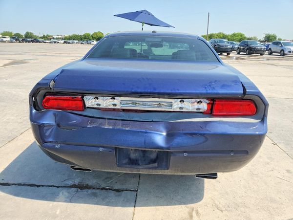2014 DODGE CHALLENGER Base