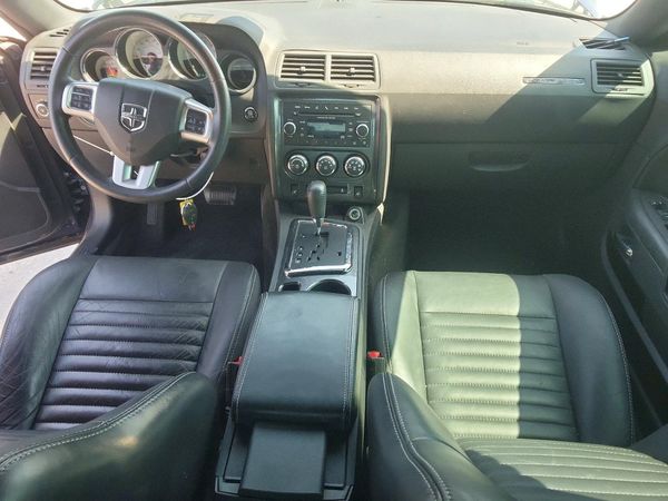 2014 DODGE CHALLENGER Base