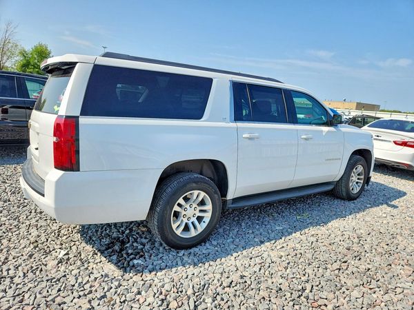 2017 CHEVROLET SUBURBAN LT
