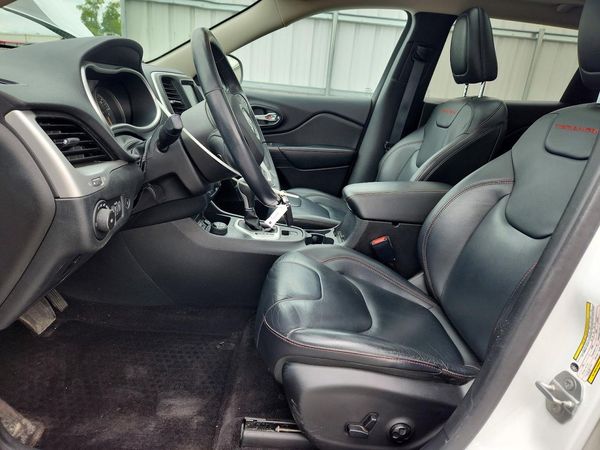2016 JEEP CHEROKEE Trailhawk