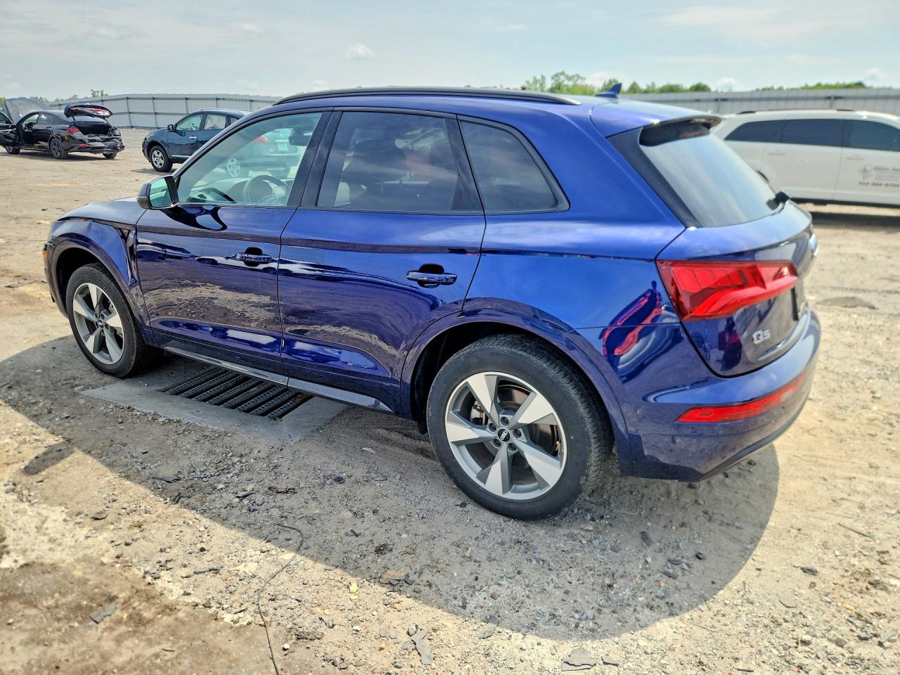 2020 AUDI Q5 quattro Premium