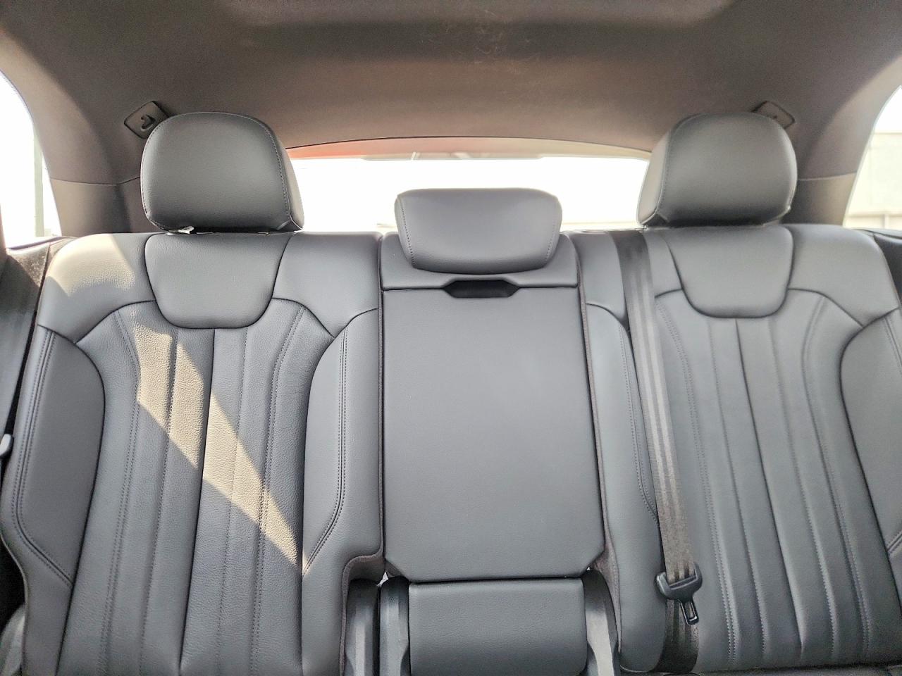 2020 AUDI Q5 quattro Premium