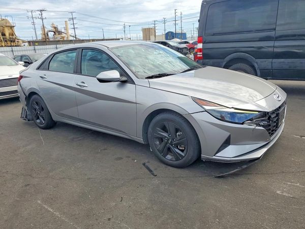 2021 HYUNDAI ELANTRA