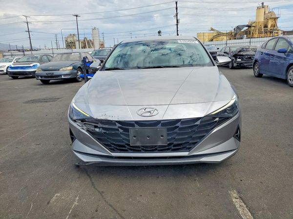 2021 HYUNDAI ELANTRA