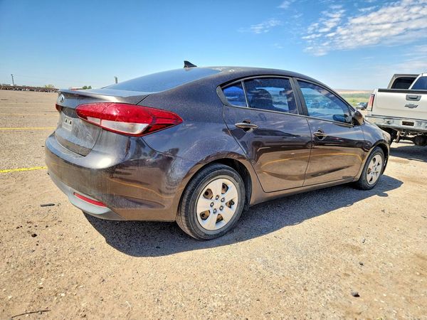 2017 KIA FORTE LX Base