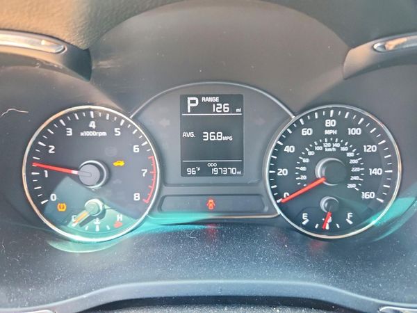 2017 KIA FORTE LX Base