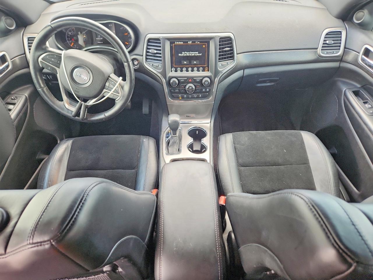 2018 JEEP GRAND CHEROKEE LAREDO 4X2