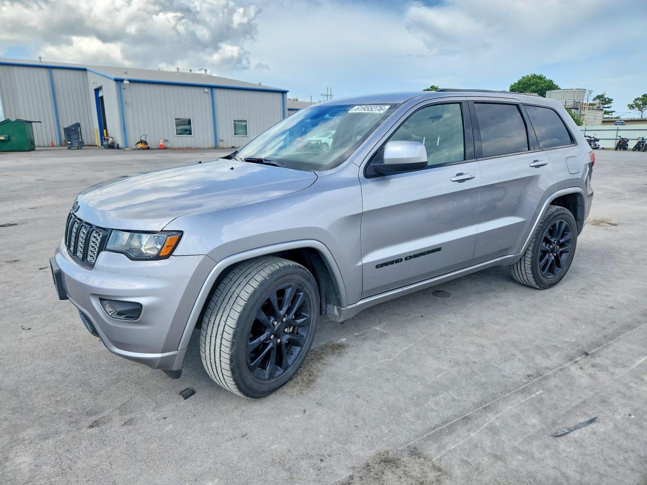2018 JEEP GRAND CHEROKEE LAREDO 4X2