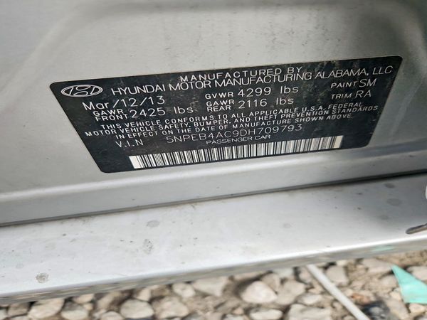 2013 HYUNDAI SONATA