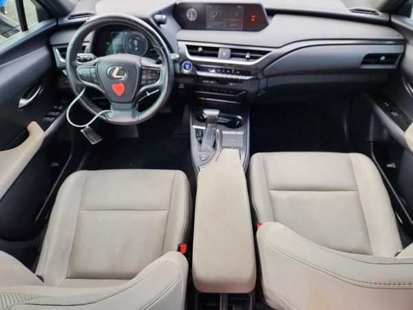 2020 LEXUS UX