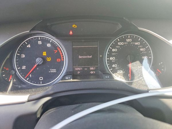 2012 AUDI A4 quattro Premium Plus