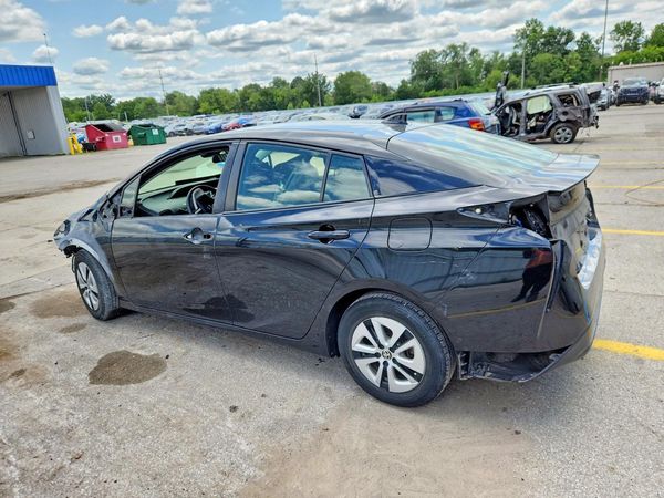 2018 TOYOTA PRIUS