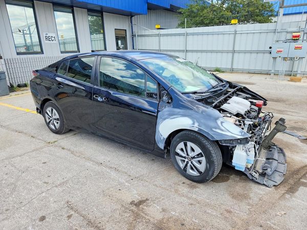 2018 TOYOTA PRIUS