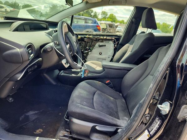 2018 TOYOTA PRIUS