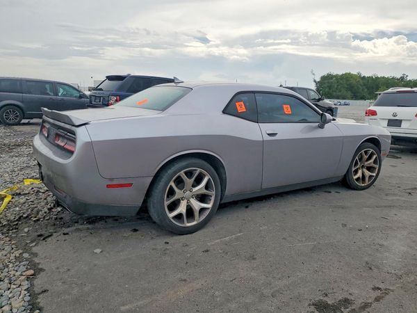 2016 DODGE CHALLENGER SXT