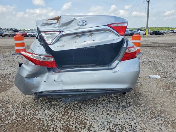 2017 TOYOTA CAMRY