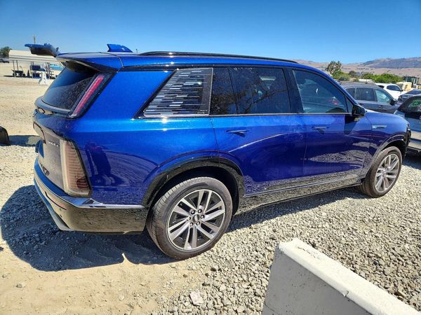 2026 CADILLAC VISTIQ
