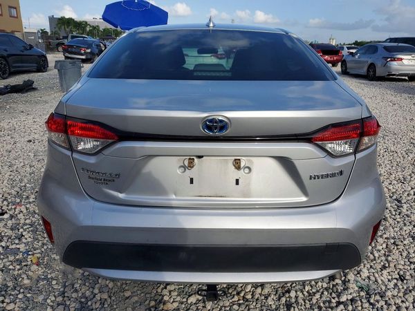 2020 TOYOTA COROLLA LE