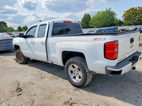 2017 CHEVROLET SILVERADO LT